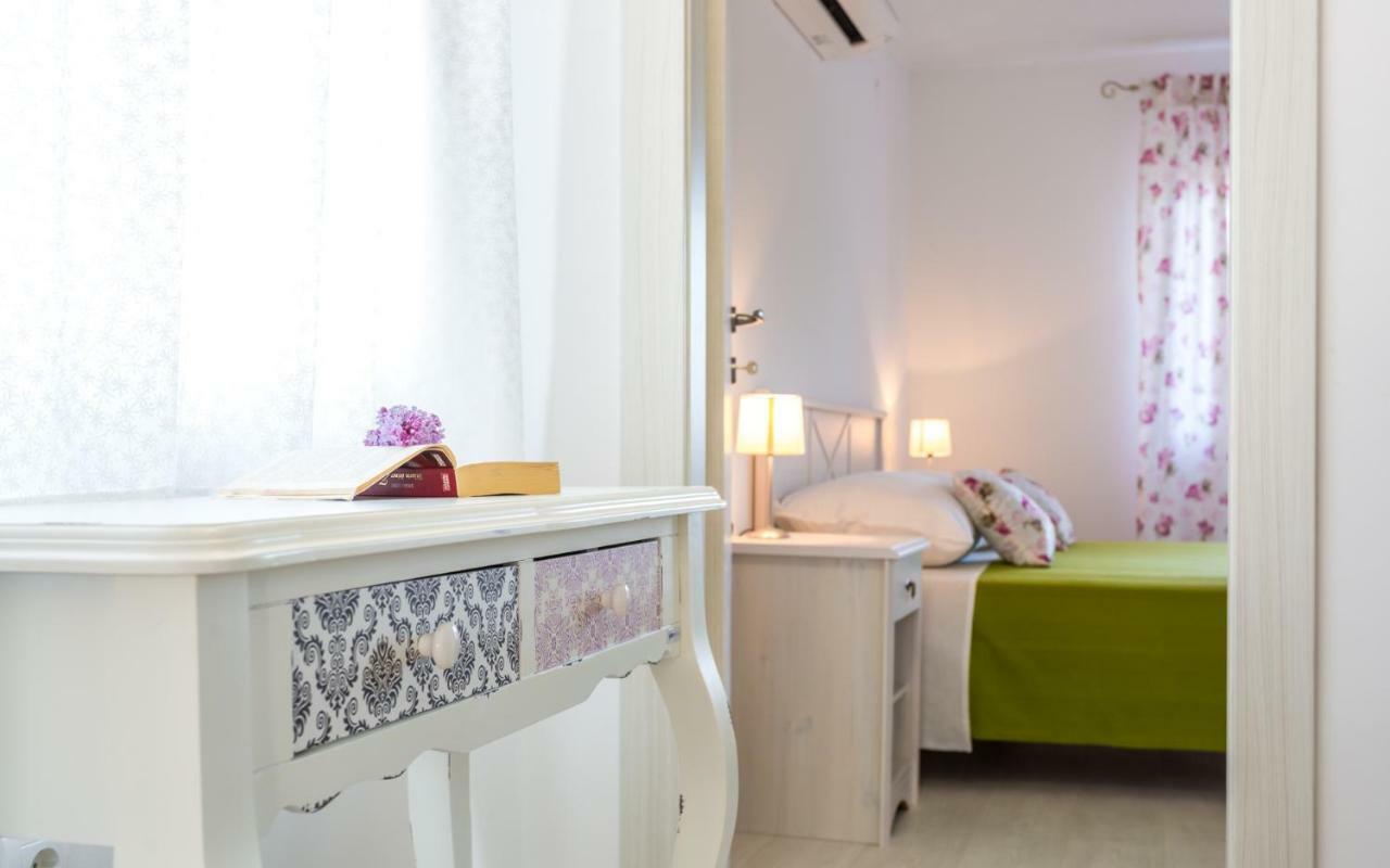 Milohnici Villa Mulberry מראה חיצוני תמונה
