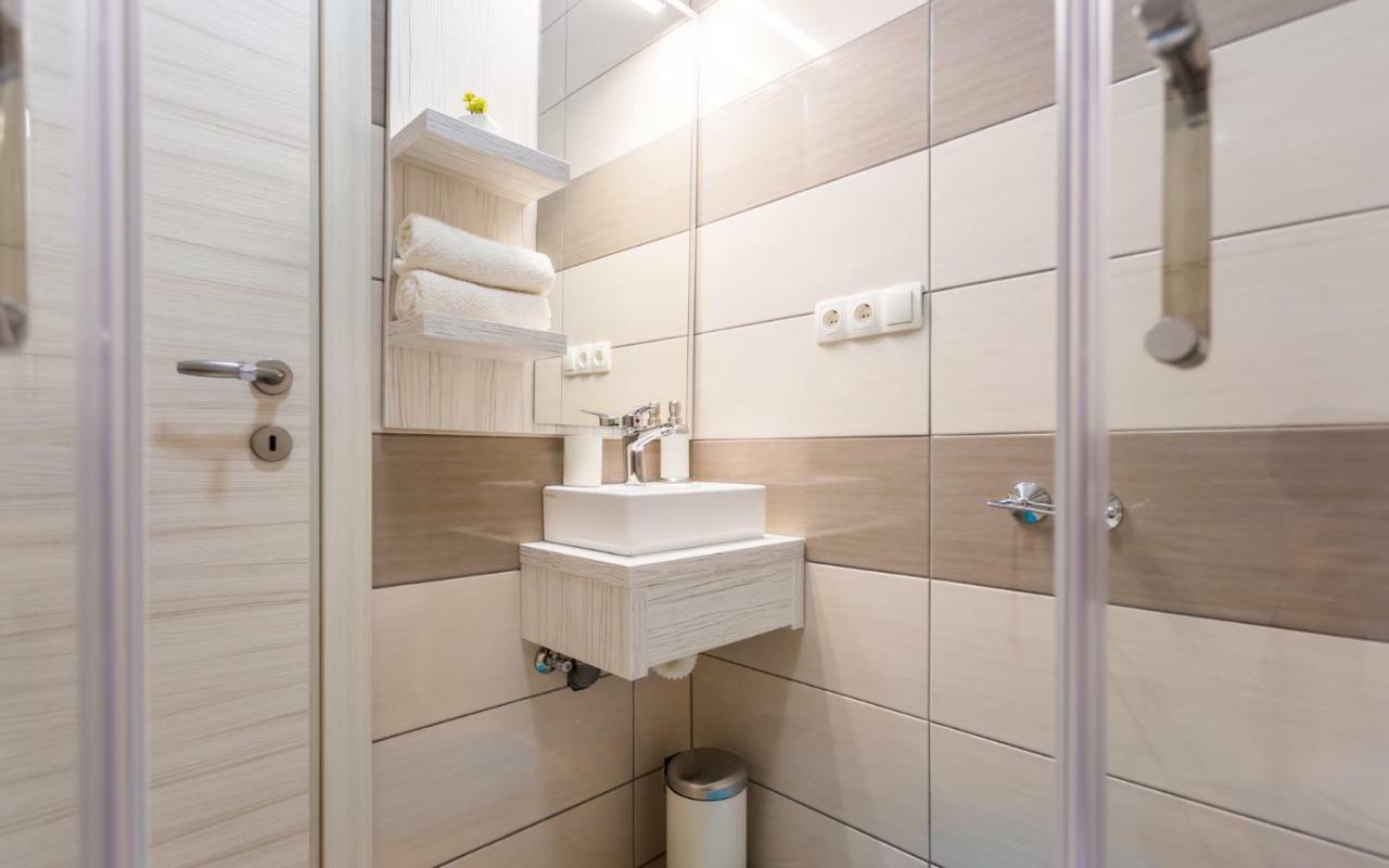 Milohnici Villa Mulberry מראה חיצוני תמונה